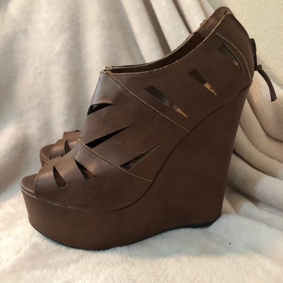 Shi by JOURNEYS Shoes - Shï | Open toe Wedge cut out booties
